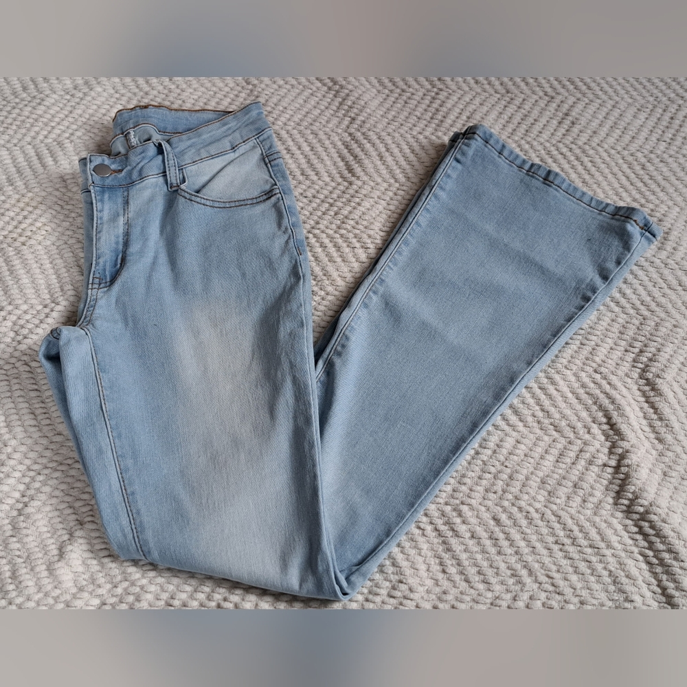SHEIN Bellbottom Jeans